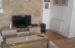 Casa de vanzare, 61 mp, zona Piata Abator!