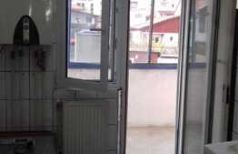 Apartament 2 camere, 52 mp,decomandat,  boxa, zona strazii Dunarii