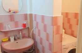 Apartament cu 4 camere, decomandat, zona Calea Floresti!