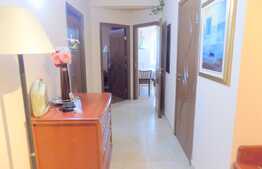 Apartament 3 camere, decomandat, 75 mp, loc de parcare!