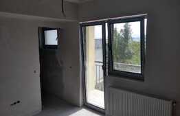 Apartament in casa tip duplex, 92 mp, panorama, 2 locuri de parcare, zona strazii Uliului