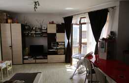 Apartament 2 camere, 41 mp, etaj intermediar, zona Restaurant Regal