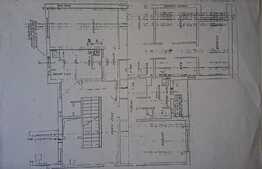 Apartament 2 camere, etaj intermediar, zona strazii Parang