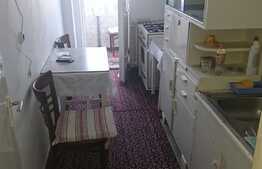 Apartament 2 camere, etaj intermediar, zona strazii Parang