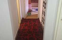 Apartament 2 camere, etaj intermediar, zona strazii Parang