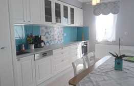 Apartament 3 camere, 66 mp, A.C. parcare, mobilat modern, zona Farmec