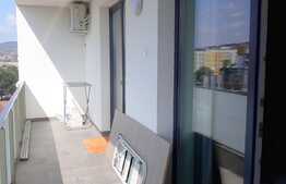 Apartament 3 camere, 66 mp, A.C. parcare, mobilat modern, zona Farmec