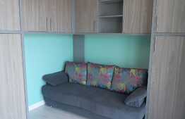 Apartament 3 camere, 66 mp, A.C. parcare, mobilat modern, zona Farmec