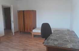 Apartament 2 camere, 57 mp, decomandat, balcon, zona strazii Bucuresti