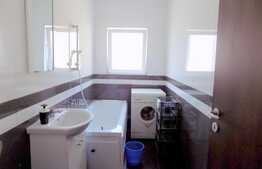 Garsoniera decomandata, 42 mp, parcare, zona strazii Stejarului!