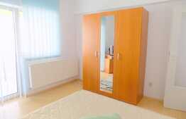 Apartament  3 camere, 57 mp, parcare! Zona strazii Somesului!