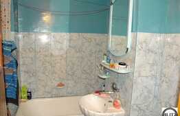 2 cam, 52 mp + curte comuna!