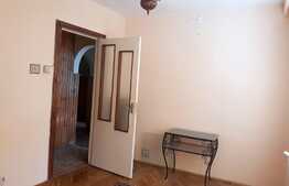 Apartament 3 camere, 67 mp, decomandat, parcare, zona strazii Castanilor