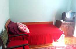 Apartament 3 camere, 67 mp, decomandat, parcare, zona strazii Castanilor