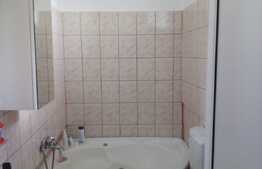 De vanzare casa cuplata, la cheie, Exterior Est!