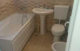 Apartament 3 camere, etaj intermediar, parcare, panorama deosebita, zona Pietei Ion Mester