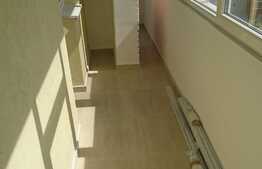 Apartament 3 camere, etaj intermediar, parcare, panorama deosebita, zona Pietei Ion Mester