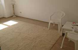 Apartament 3 camere, etaj intermediar, parcare, panorama deosebita, zona Pietei Ion Mester