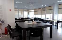 Spatiu comercial, 65 mp, cu vitrina la strada!