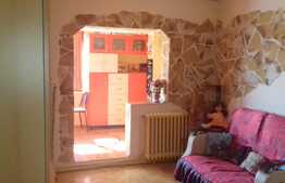 Apartament 4 camere, 81 mp, balcon, zona Expo Transilvania