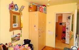 Apartament cu 3 camere, decomandat, 53 mp, zona Parcul Babes