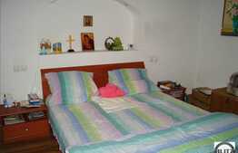 Apartament cu 2 camere, superfinisat in vila in zona Andrei Muresanu!