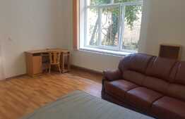 Apartament 2 camere, 90 mp, parcare, zona strazii Horea