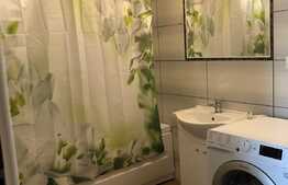 Apartament de vanzare, 3 camere, 78 mp, parcare! Zona Terra! 