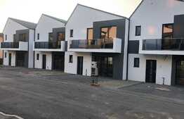 Case insiruite, 110 mp, teren 120 mp, zona Vivo! C.f. disponibil ! 