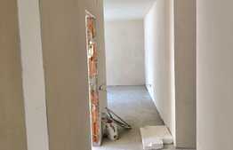 OPORTUNITATE! Apartament cu 2 camere, 65 mp! Semifinisat! Zona strazii Eroilor!