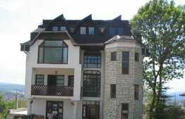 Apart-Hotel cu restaurant pentru evenimente si panorama deosebita! 