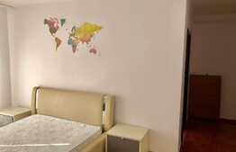 Garsoniera decomandata, 42 mp, parcare, zona strazii Florilor!