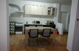 Apartament, 3 camere, 87 mp, zona strazii Fagului