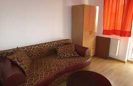 Apartament 2 camere, decomandat, zona Eroilor