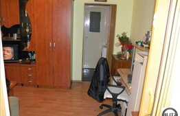 2 camere la etaj intermediar!