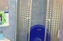 Apartament 4 camere, 77.80 mp, etaj intermediar, zona strazii Intre Lacuri