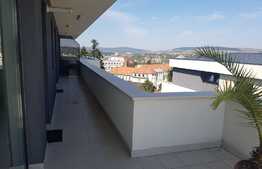 Apartament 2 camere, 54 mp, parcare subterana, imobil nou, zona UMF