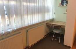 Apartament 3 camere, 70 mp, zona strazii Bucium