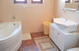 Apartament 2 camere, 68 mp, parcare, zona strazii Romul Ladea