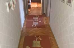 Apartament 3 camere, etaj intermediar, zona Big Center