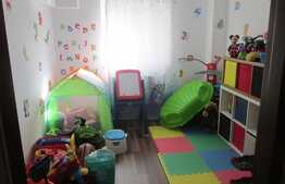 Apartament 3 camere, 62 mp, loc de parcare, zona strazii Eroilor!