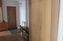 De vanzare 2 camere, decomandate, 56 mp, zona strazii Stejarului!