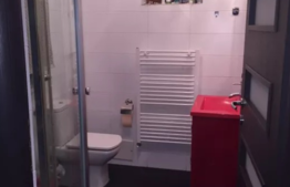 3 camere, 91 mp, imobil nou, scara interioara, curte, garaj, zona strazii Oasului