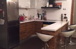 3 camere, 91 mp, imobil nou, scara interioara, curte, garaj, zona strazii Oasului