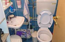 Apartament 4 camere, etaj intermediar, 3 parcari, zona Nora