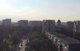 Apartament 3 camere, 63 mp, semidecomandat, zona strazii Unirii