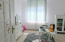 Casa de vanzare, 115 mp utili, 504 mp teren, 34 mp front, priveliste!