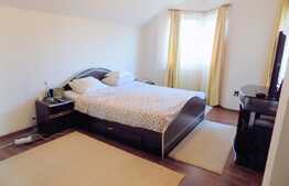 Casa individuala de 230 mp utili, teren de 1400 mp, front 26 ml!