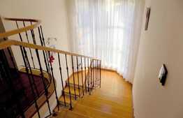 Casa individuala de 230 mp utili, teren de 1400 mp, front 26 ml!