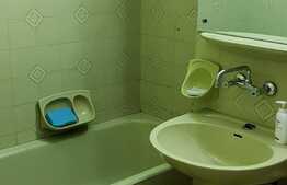 Apartament 2 camere, 60 mp, decomandat, zona piata Cipariu  